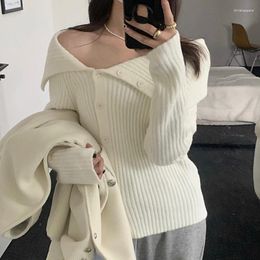 Women's Knits Korean Style Off Shoulder Sweater Casual Irregular Single Breasted Slim Pullover Sweet Long Sleeve Knitted Tops Pull Femme