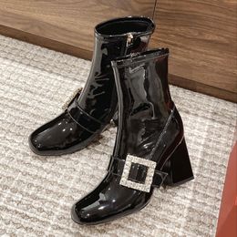 Roger Viver Boots Luxury Ankle Chelsea Fashion Classic Temperament Square Head Leather Casual Short Boot Lady Metal Buckle Side Zipper Square Heel Shoes