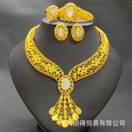 Chains Bridal Flower Jewellery Set European America Middle East Dubai Ladies Banquet Necklace Earrings Bracelet Ring