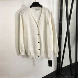 Knitted Sweaters Womens Designer Sweater Women Cardigan Solid Color Knitwear Letter Decoration Long Sleeve V-Neck Knitted Coat White Designer Cardigan