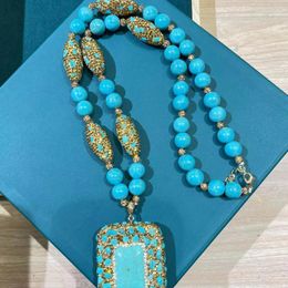 Pendant Necklaces Medieval Style Luxury Handmade Inlaid Rhinestone Necklace Natural Turquoise Long Bead String Women's Banquet Jewelry