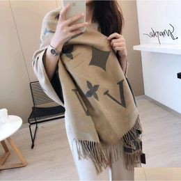 Scarves 2022 Designer Cashmere Scarf Women Fashion Autumn/Winter Warm Shawl Clothing Collocation Drop Delivery Accessories Hats Glove Dhadc