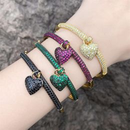 Link Bracelets 2023 Fashion Light Luxury Temperament Heart Shaped Pendant Bracelet Small Design Sense Love