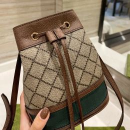 Designer Bucket bag Luxury Fashion Shoulder Bags Handbags Women vintage Classic Drawstring classic chains mobile phone bag wallet Cross body Metallic totes