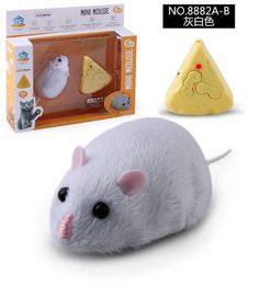 ElectricRC Animals Simulation Infrared Electric Prank Jokes Remote Control Mouse Model Rc Animals Mouse on Radio Control for Cat Toys for Kids 230906