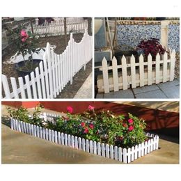 Garden Buildings White PVC Plastic Fence European Style For Driveway Gates Christmas Tree Fencing Trellis Building