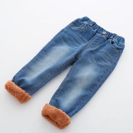 Jeansy dzieci chłopcy zima grube dżinsowe spodnie dziecko swobodne aksamitne ciepło 15 lat 230905
