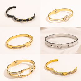 Luxury Brand Designers Letters Bracelets Bangle Bangles 18K Gold Plated Stainless Steel Crystal Letter Birthday Gifts Wristband Cuff For Famous Women Jewelry