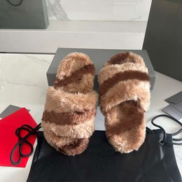 Designer de lã chinelos de pele mulheres sandálias senhoras moda fofo fuzzy chinelos inverno interior escritório casual sandales com caixa tamanho 35-41 no468