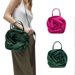 2023 Summer New Brand Design Silk Pleated Flower Handbag Women Red Flower Round Evening Bag Wedding Party Clutches Luxury Female