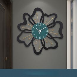 Wall Clocks Creative Clock Living Room Personality Fashion Modern Minimalist Decoration Mute Home