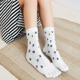 Women Socks 5 Pairs Autumn Winter Five Finger Cotton For Mid-tube Letter Print Sock Woman Thick Warm Black White With Toes