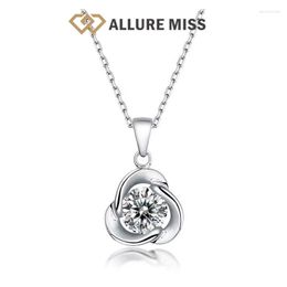 Chains Flower Pendants Moissanite Necklace 925 Sterling Silver GRA Certified D Color Sparkling White Gemstone Simplicity Charms
