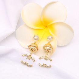 Summer 18K Gold Plated 925 Silver Luxury Brand Designers Letters Stud Earrings Geometric Famou Women Crystal Rhinestone Pearl Earring Ladys Wedding Jewerlry Gifts