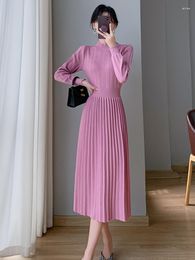 Casual Dresses Women 2023 Korean Fashion Vintage Midi Dress Autumn Winter Knitted Sweater Long Sleeve Bodycon Elegant Party