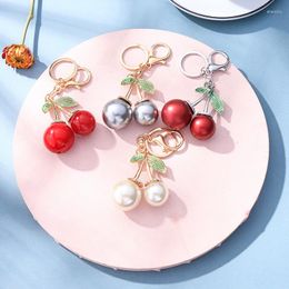 Keychains Trendy Pearl Cherry Keychain Large Cherries Fruit Metal Pendant Lady Temperament Keyring Car Bag Wholesale