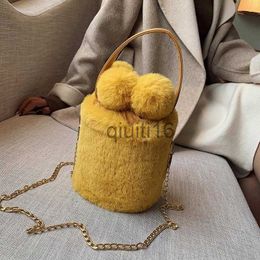 Evening Bags Shoulder Bags Autumn And Winter Luxury Fake Fur Women's Warm Ball Plush Bucket Handbag Bag Girl Messenger 2022 x0907