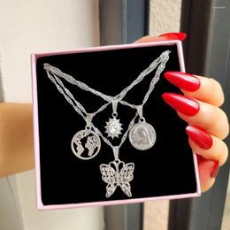 Chains Multilayer Twisted Chain Necklaces For Women Vintage Crystal Butterfly Portrait Coin Pendant Necklace 2023 Religious Jewellery