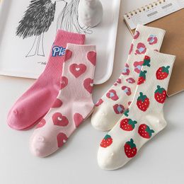 Women Socks Pink Strawberry Casual Fashion Letter Harajuku Streetwear Korean Style Kawaii Girls Cute Sox 1Pair