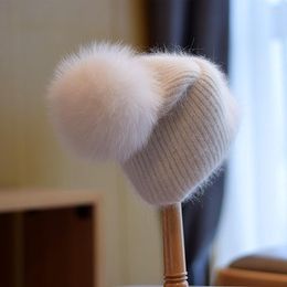 Berets Hats For Women Beanie Caps Men Autumn Winter Beanies Golf Crochet Hat Girls Streetwear Luxury Pompom