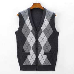 Men's Vests Men Wool Buttons Down V Neck Contrast Argyle Basic For Autumn Winter Retro Vintage Fashion Casual Male Clothing BK-09