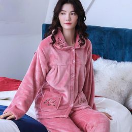 Women's Sleepwear H5839 Women Pyjamas Suit Middle-aged Female Autumn Winter Home Clothes Thickened Flannel Long Sleeves Loose Nightgown
