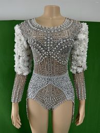 ルイーズヴィューションドレスステージウェアウーマンの女性のための輝くパールラインストーンボディスーツ
