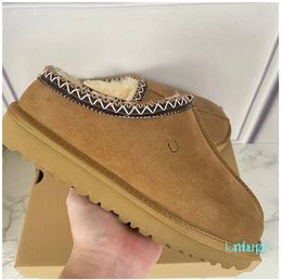 Winter Boot Toe Short Boot Sheepskin Winter Women Flat Shoes Suede Upper Wool Autumn