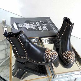 Boots Designer women boot Fashion Designer Ankle Martin Boots Women s Shoes Square Heel Platform Knight Motorcycle Cow Leather Boots SZ 35-40 x0907