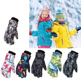 القفازات للأطفال Ski musim dingin harus antiselip sarung tangan anak tahan air hangat tebal salju 230907