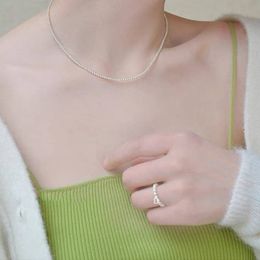 Runde und leuchtend milchig-weiße Perlenkette für Damen, 14-Karat-Echtgold-Galvanik-Halskette, leichter Luxus und vielseitige Schlüsselbeinkette