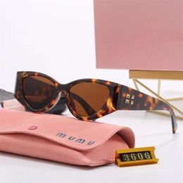 Designer Woman Sunglasses M Full Frame Lady Luxury Shades 5 Colours Sunnies Fashion Driving Glasses Outdoors Eyewear Adumbral Ornamental