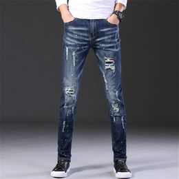 2020 Fashion Casual Jeans Mens Straight Stretch Dot Craft Little Feet Skinny Jens Men Scratched Blue Hole Denim Tide Pants ES6862172