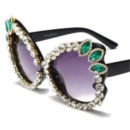 Fashion Sunglasses Women Oversize Frame Sun Glasses Diamond Rimmed Adumbral Anti-UV Spectacles Eyeglasses Butterfly Ornamental