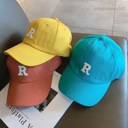 R letter designer hat korean Version of Ins Female r Letter Embroidered Duck Tongue Hat Spring/summer Casual Sun Shading Baseball for Students 5L28