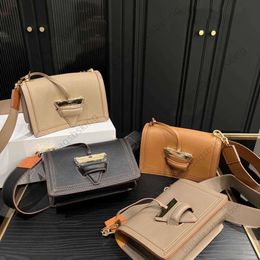 New Designer shoulder bag Lowwe with crossbody large capacity handbag high-end and versatile casual shopping commuting low-key elegant women's bag