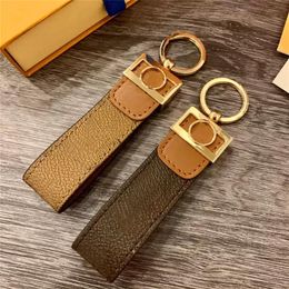 Brand Classic Leather Key Ring Chain Fashion Car Keychain Keychains Buckle for Men Women with Retail Box Brown Yellow 2Colors289F