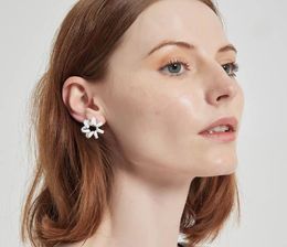 U-shaped Telephone screw earrings bottega Pendant earrings senior classic small fragrant wind bvb earrings new clover earrings Golden and sliver veneta earrings