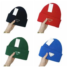 ball Cap Designer Knitted Hat Beanie Mens Womens Fitted Hats Unisex for Cashmere Plaid Letters Casual Skull Caps Outdoor more Colo237M