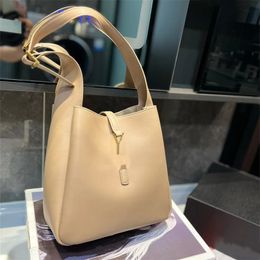 2023 Woman Bucket Shoulder Bags designer bag luxury tote bag fashion shopping totes small purses Leather Gold Letters 4 Colours