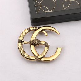 Luxury Letters Creativity Snakelike Brooch Charm Ladies Vintage Retro Styles Brooches Pins Clothing Jewellery Accessories Gifts2528