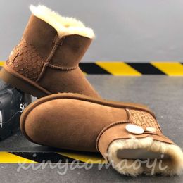 Warm brown Dragon scale matching boots Designer shoes, snow boots, cowhhide fabric, dragon scale shoes, Star map shoes, comfortable and warm, fashion brand shoes, size: 36-- 41