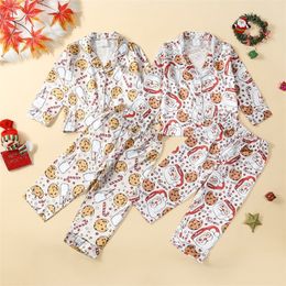 Giyim Setleri Moda Çocuklar Noel Saten Pijamaları Noel Baba Kurabiye Baskı Uzun Kollu Düğme Pants Pants Xmas Gündelik Nightwear Kıyafetleri 230907