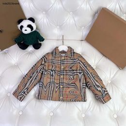 baby Cotton jacket Long sleeved lapel child Winter clothing Size 100-160 CM classics Cheque Outwear for boys girl Sep01