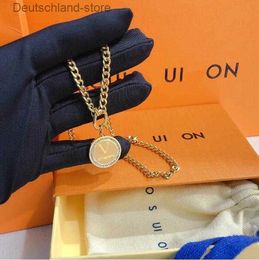 Pendant Necklaces Luxury Brand Necklace Hot Fashion Gold Plated Designer Jewelry Long Chain Design for Women Selected Quality Christmas Gift X352 Q230908