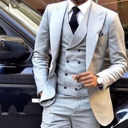 Light Grey Men Wedding Suit Slim Fit 3 Piece Tuxedo Groom Groomsman Custom men suits for traje hombre1327M