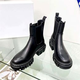 Women's casual ankle boots Spring and autumn new luxury designer leather Chelsea boots fashion platform desert boots wool drum motorcycle boot strap box