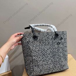 High-end designer crossbody Handbag for women Tote Bags Lowwe brand jacquard single shoulder underarm fashion multi-functional large capacity shopping bag