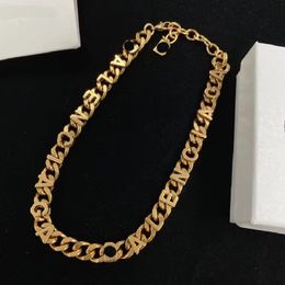 European and American retro style collarbone chain, female genuine gold, non fading electroplating, niche design, simple and fashionable, versatile necklace