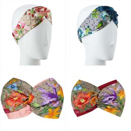 Designer Silk Headbands 2022 New Arrival Women Girls Red Yellow Flowers Hair bands Scarf Hair Accessories Gifts Headwraps Top Qual274E